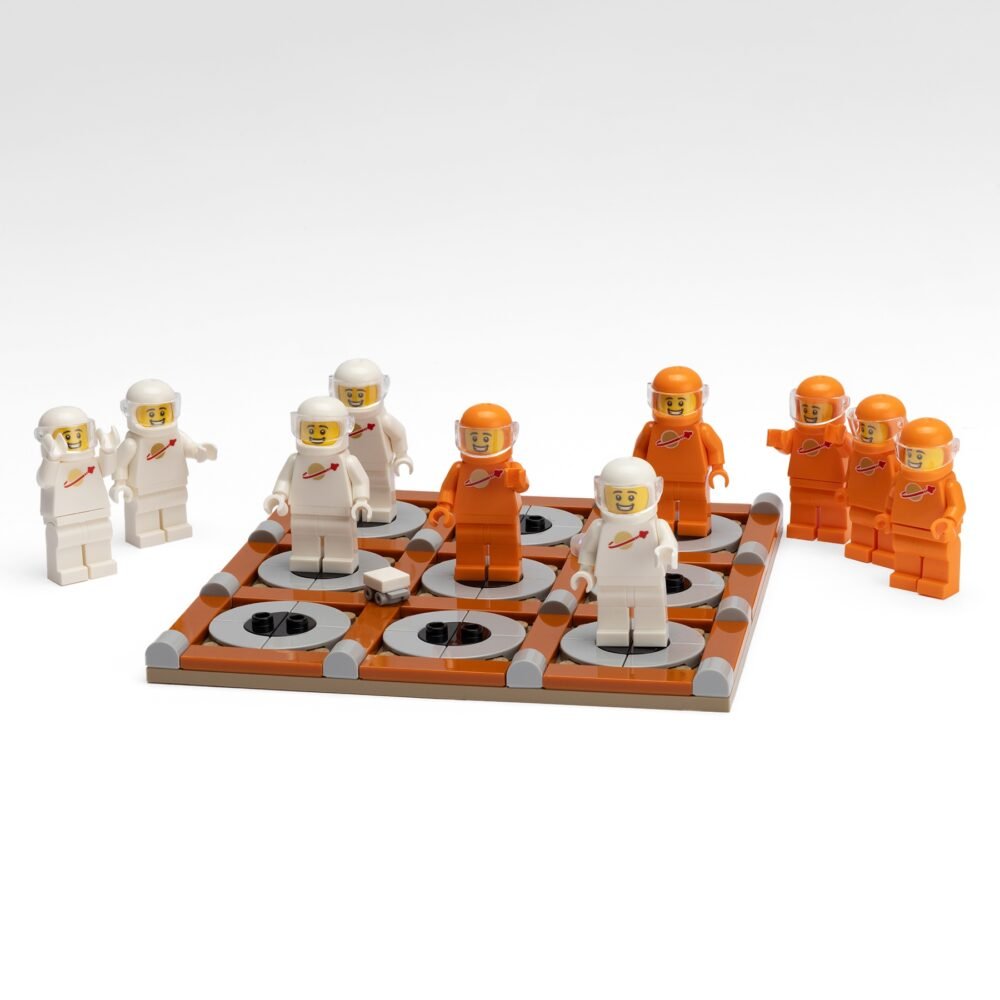 LEGO Space TicTacToe (5008897) GWP revelado
